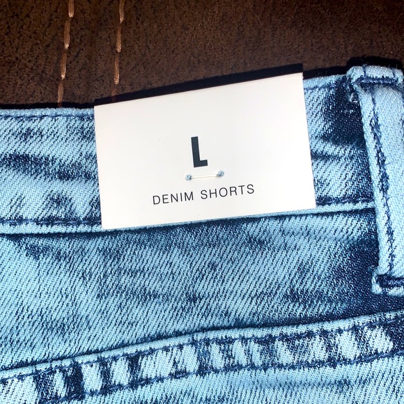 American Bazi Jean shorts - Picture 3 of 3